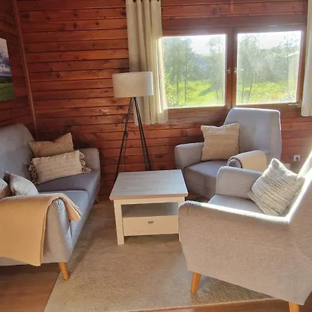 Blockhaus Am Waldrand *