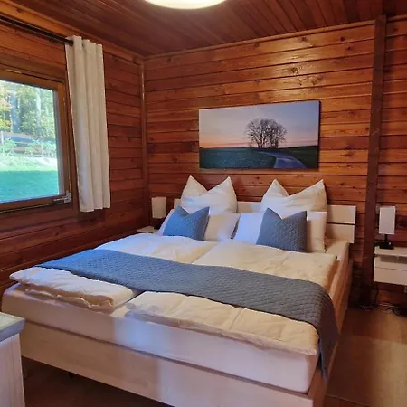 Blockhaus Am Waldrand Casa de Férias