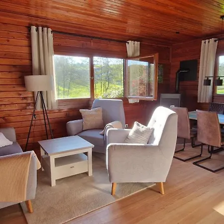 Blockhaus Am Waldrand * Erbach (Odenwaldkreis)