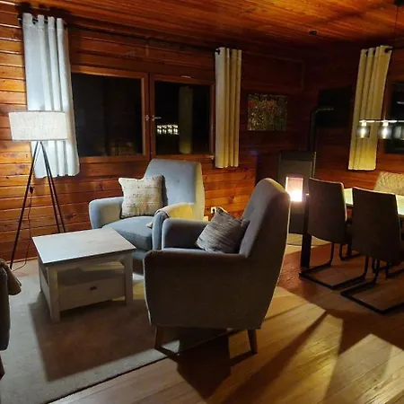 Blockhaus Am Waldrand