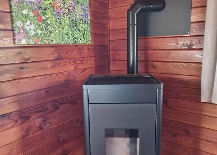 Blockhaus Am Waldrand Nyaraló *