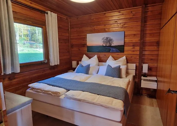 Blockhaus Am Waldrand Nyaraló